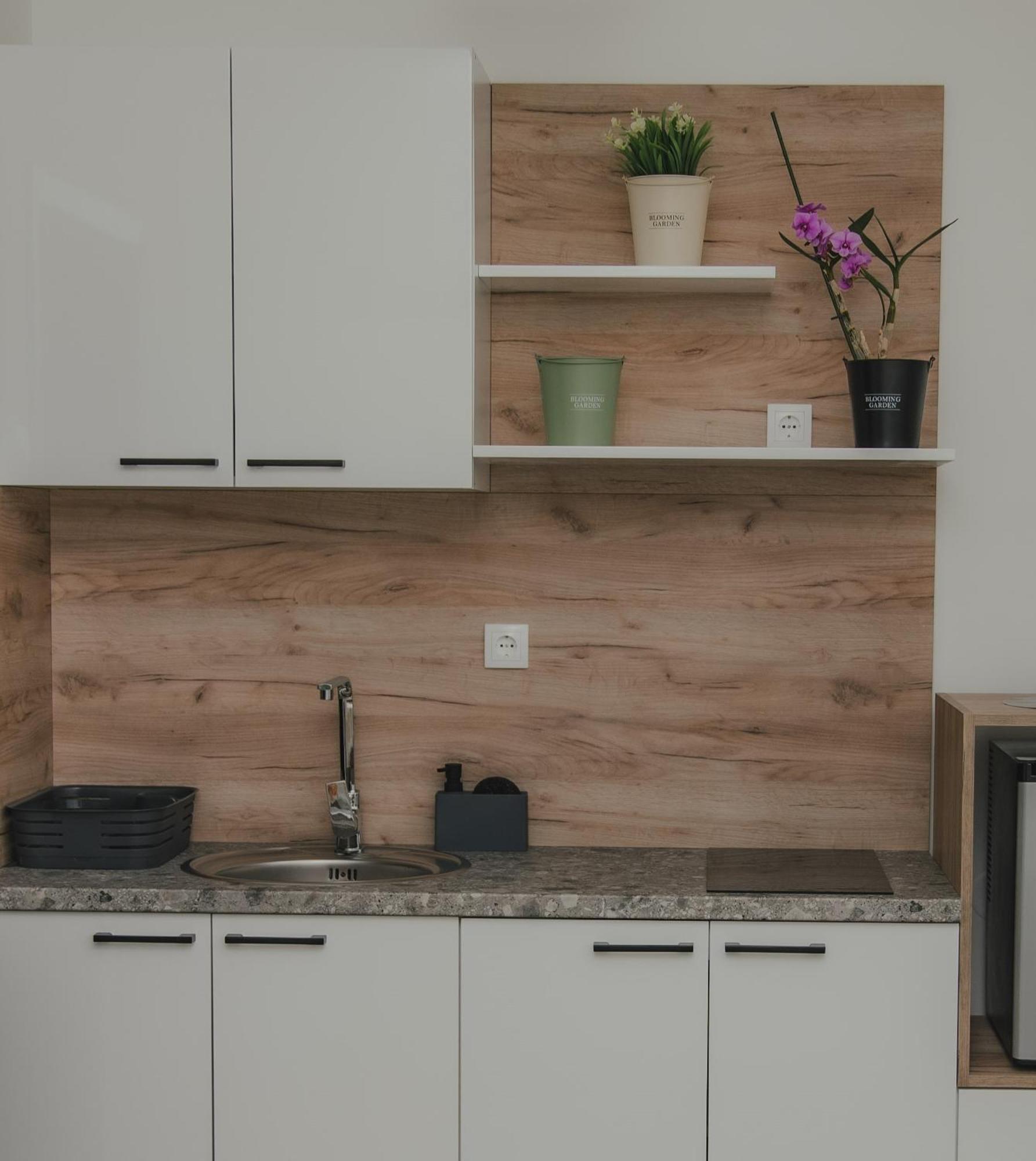 Jes Apartments Leskovac  Bagian luar foto